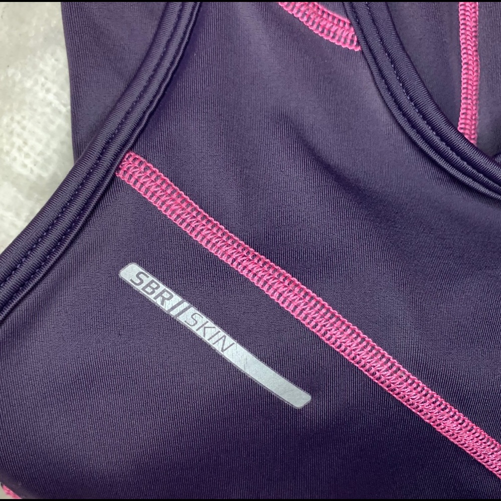2XU Grey Racerback Active Tank - Picture 2 of 6